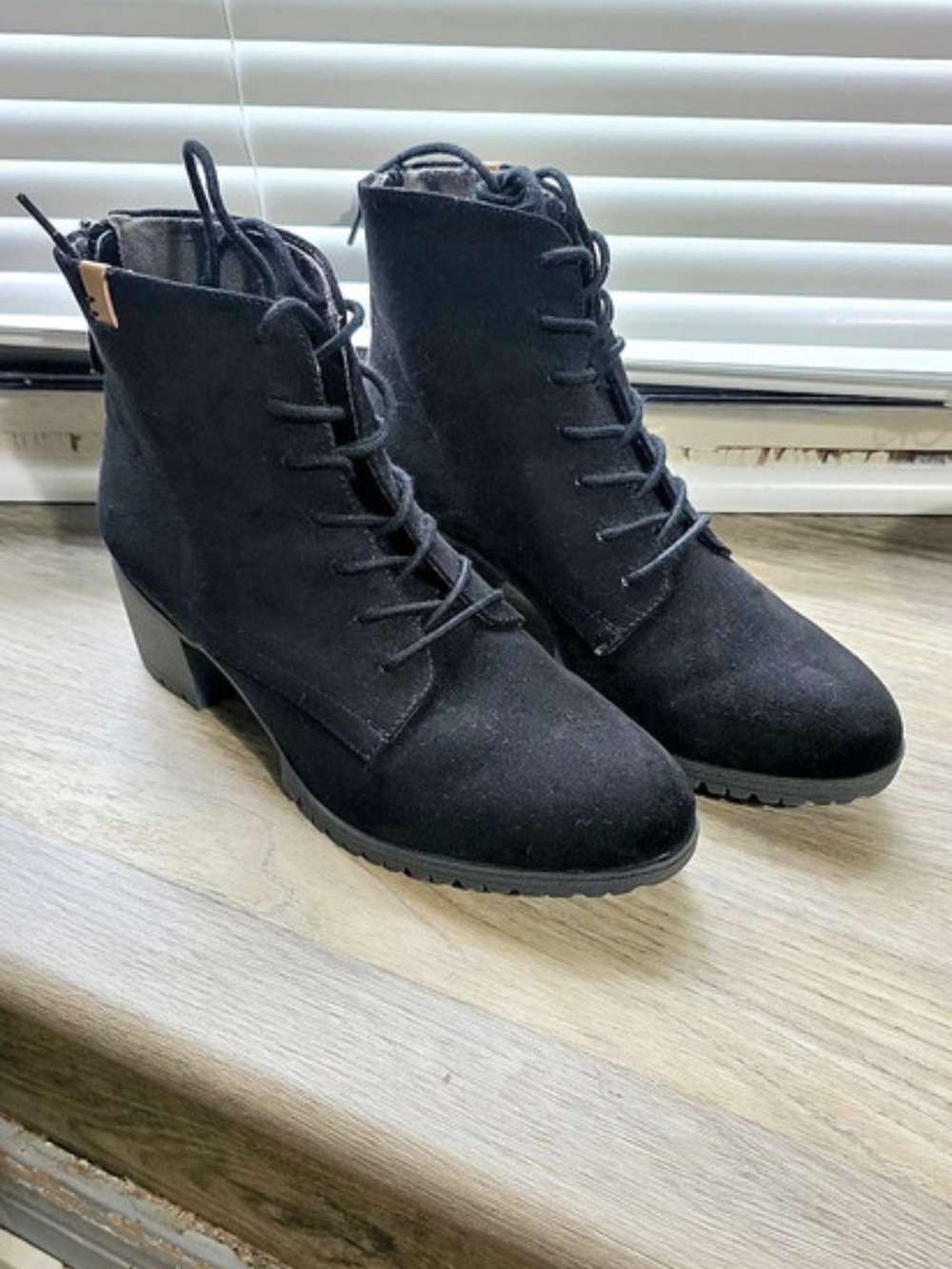 Dr. Scholl's Black Lace-Up Ankle Boots US 8